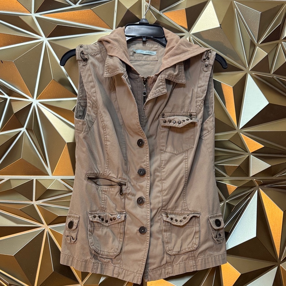 Stylish Women's Tan Utility Jacket
